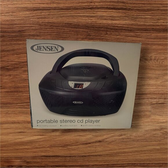 Jensen CD-475 Portable CD Player with AM/FM Stereo Radio Color Black - Picture 1 of 3